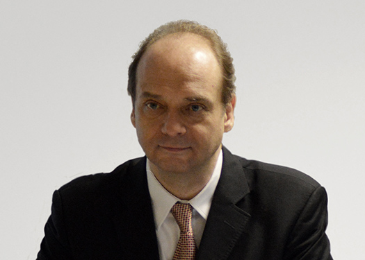 Dr. Peter Jaeckel